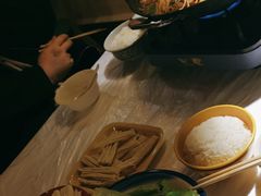 -霄汉牛三鲜湖北砂锅菜(万松园2店)