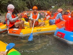 -安吉龙王山峡谷漂流