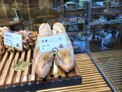 -焙丽拾光(麦凯乐直营店)