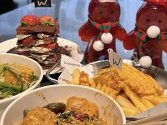 -W COLLECTIVE  DESSERT SHOP