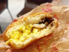 -Tims天好咖啡·贝果(东吴龙湖天街店)