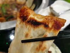 锅贴-三里屯土灶炖公鸡地锅鸡(江东店)