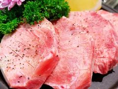 -喵小乙碳火烤肉(大坪协信星光天地店)
