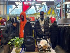 -上品折扣(回龙观店)