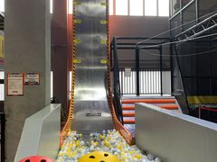 -嗨翻Hi-Fun竞技主题乐园·蹦床亲子生日轰趴(国光1937店)