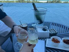 -瑰丽酒店·海吧·天际下午茶·现场DJ·天台酒吧