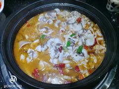 中辣酸菜鱼-周渝食惦酸菜鱼(青浦店)