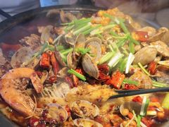 -鸣记脆皮烤鱼·海鲜烤鱼(三八广场店)