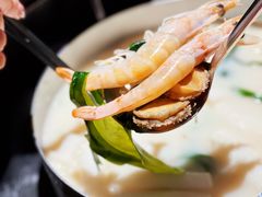-煲宫猪肚鸡(晶品店)