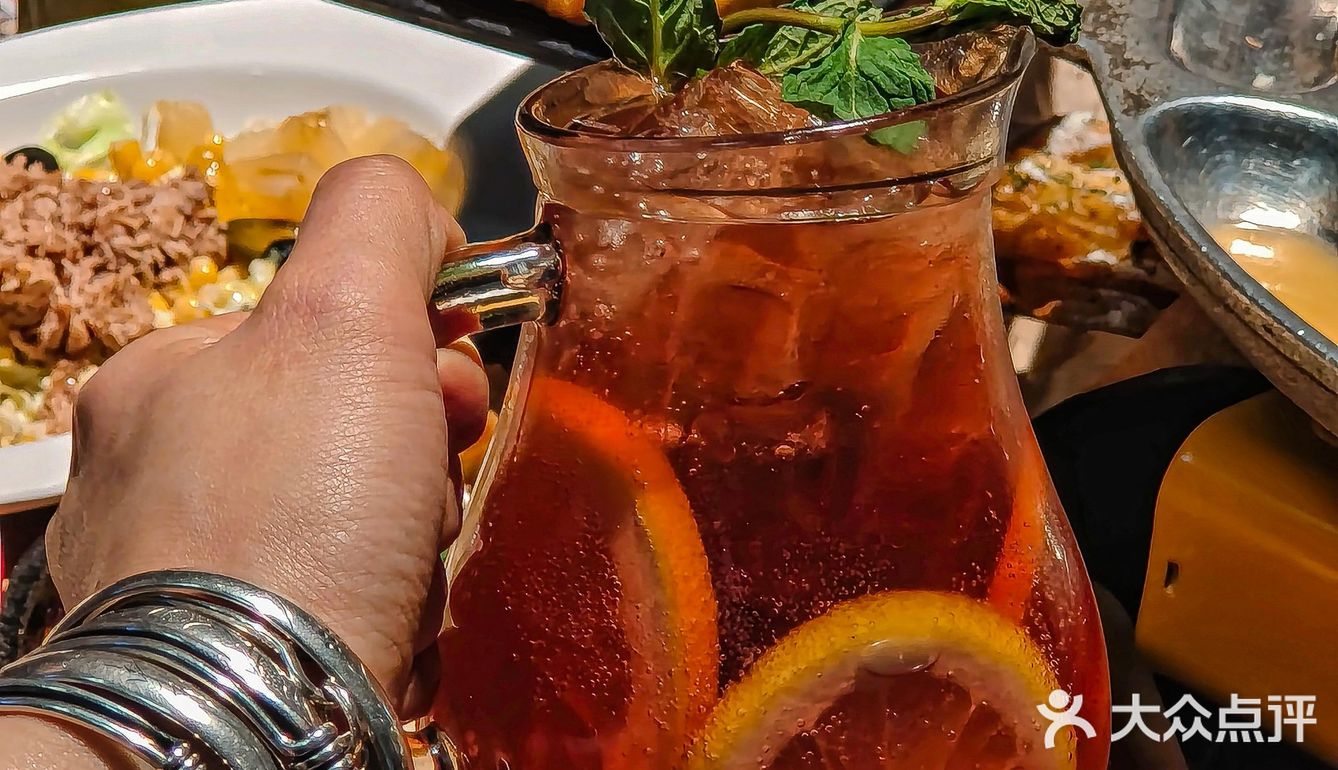 又被奇奇怪怪的菜吓傻，都太有想法了