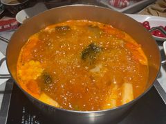 -尚尚仙·酸汤猪手·猪肚鸡火锅(华联万柳购物中心店)