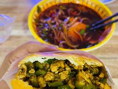 -老字号杨坡红油米线腊汁肉夹馍(东四道巷店)