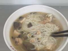 -文山荷鲜居(翠湖店)