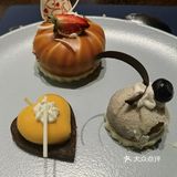 苏州阳光希尔顿自助餐拔草