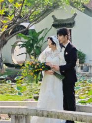 -樱花婚纱摄影