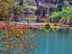 -高荡千年布依古寨旅游景区