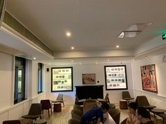 大堂-星巴克臻选(广州沙面店)