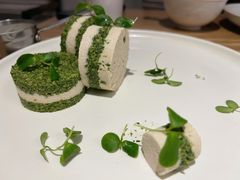 香椿豆腐-小大董·烤鸭(王府井apm店)