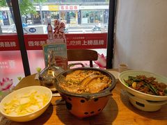 -聚鑫朋酸菜肥肠(九龙仓店)