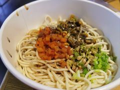 鸳鸯酱热干面-汪爹爹武汉牛三鲜(朝外大街店)