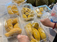 -曼阁市场水果批发市场