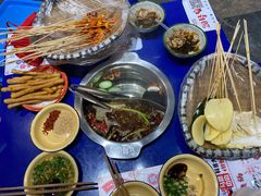 -马路边边串串香(苗栗路店)
