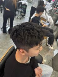 -藤野造型烫染·漂发