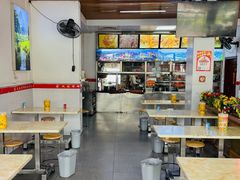 大堂-凤张螺蛳粉·爽口粉(跃进路总店)