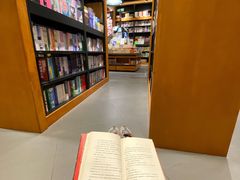 -西西弗书店&矢量咖啡(凯德晶萃广场店)