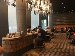-星巴克臻选(湖滨道店)