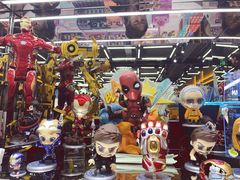 -泡泡玛特POPMART(侨福芳草地店)