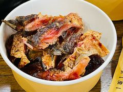 特色熏鱼-老船夫石锅苗苗鱼·老字号(三道堰总店)