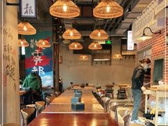 大堂-炉小二铜锅牛蛙•川湘菜(三里屯店)