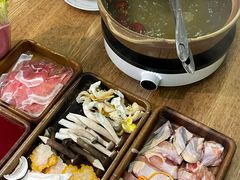 -菌小白火锅(时尚天河店)