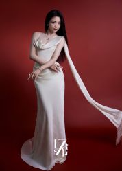 -Renee芮亦婚纱(原丽莎)