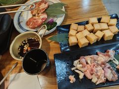 -合易泓烤肉·海肠捞饭(火车站店)