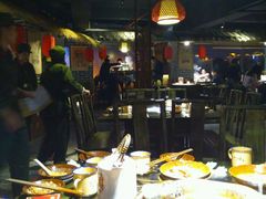 大堂-根据地火锅(南河桥店)