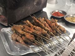 -老广烧烤(骆驼山康馨园店)