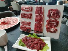 鲜切羊墙-铜来聚老北京涮肉(恒隆广场店)