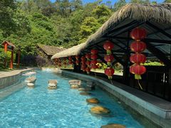 -森波拉火山温泉