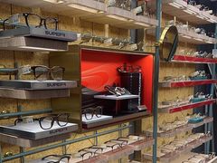 -MUJOSH木九十眼镜(月星环球港B1店)