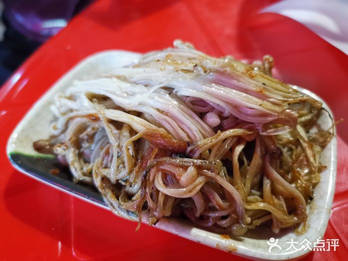小红桶烧烤(烟台芝罘医院总店)图片