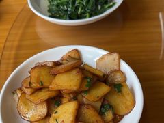 -芦茨金富饭庄·25年老字号·专做稻草鸡