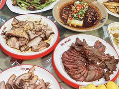 -老鼎万春卤菜(五代传承创始老店)