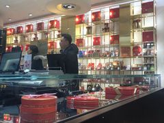 -VENCHI 闻绮(上海佛罗伦萨小镇店)