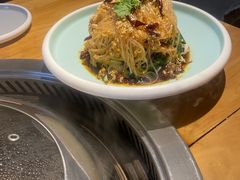 -锅老头海鲜铁锅炖