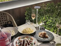 -MONICH牛排融合餐厅(和义大道购物中心店)