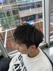 -藤野造型烫染·漂发