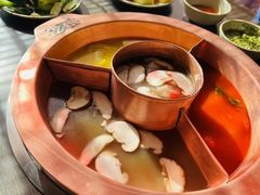 -滇釜火锅·能喝汤的火锅(车公庄店)