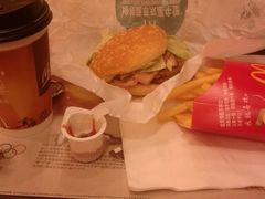 -麦当劳(四川北路店)